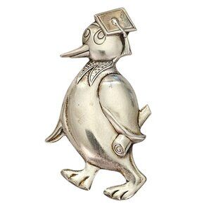 Truart Sterling Silver Repousse Duck Graduation Hat Brooch Pin, Signed L803